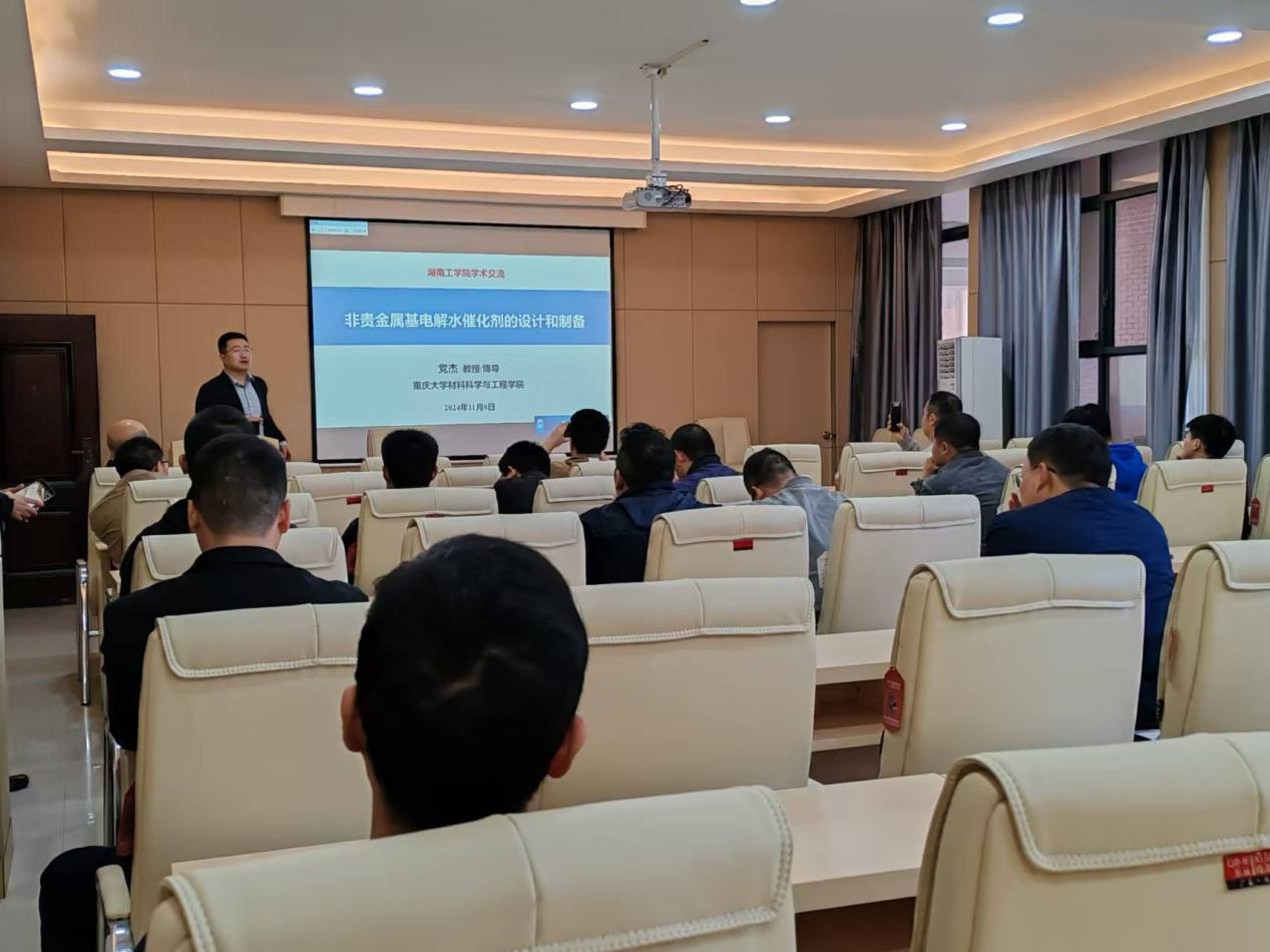 c8b02e215ba476f90aa03ef2e409891